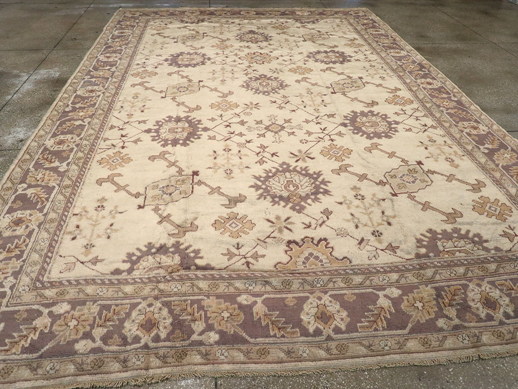 Vintage Turkish Oushak Carpet, No.8609 - Galerie Shabab