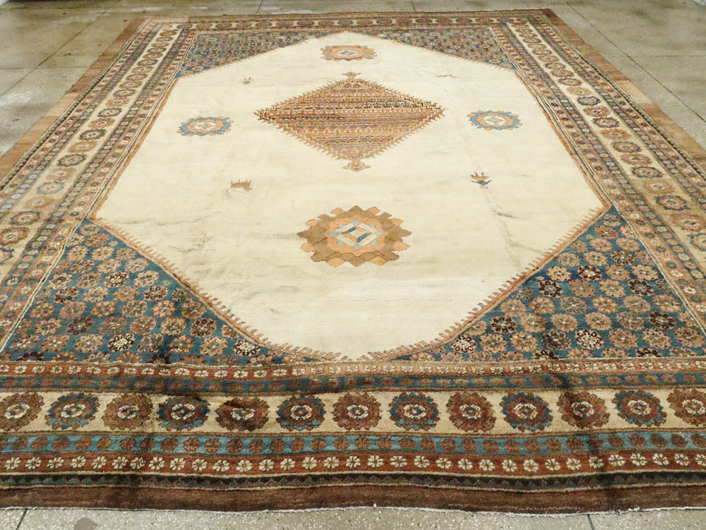 Antique Persian Bakshaish Carpet, No.8610 - Galerie Shabab