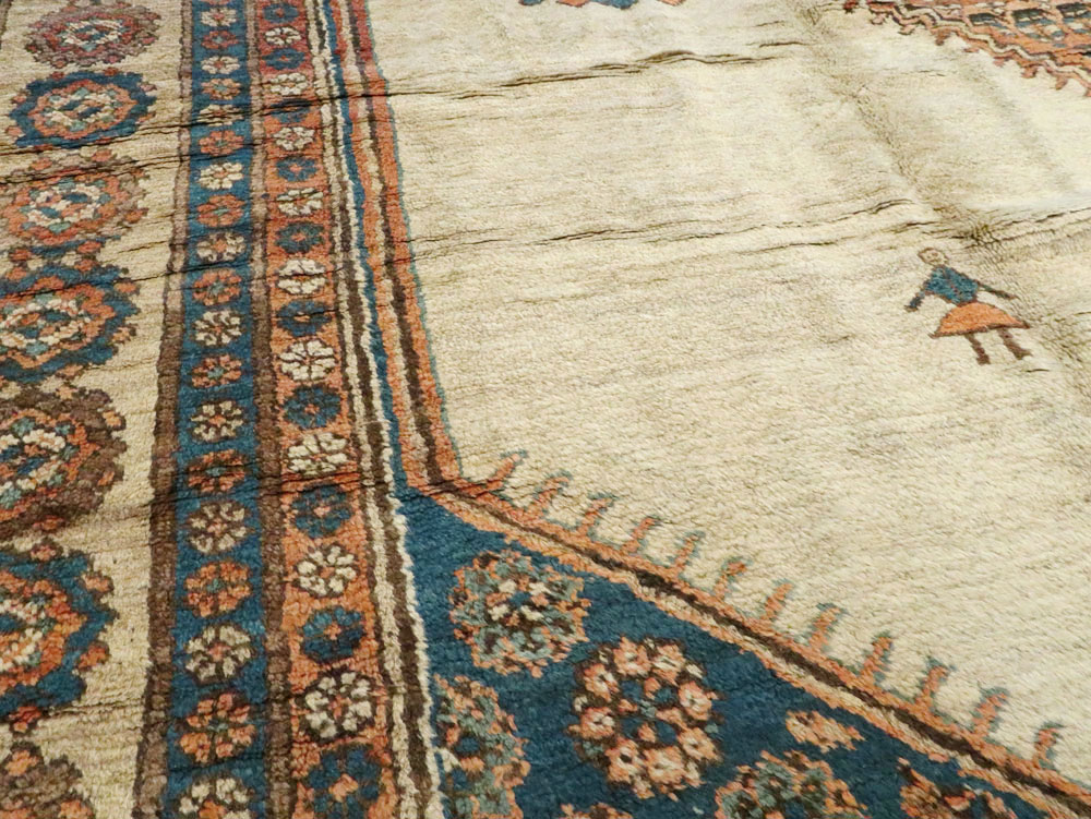 Antique Persian Bakshaish Carpet, No.8610 - Galerie Shabab