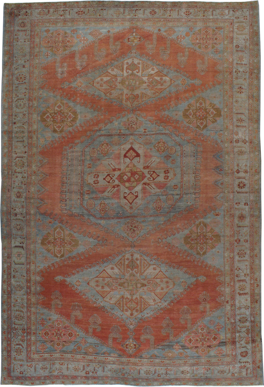 Antique Veece Carpet, No.8648 - Galerie Shabab