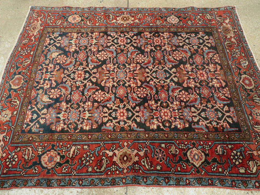 Antique Persian Heriz Rug, No.8671 - Galerie Shabab
