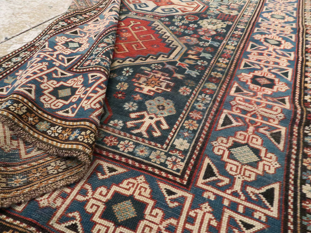 Antique Caucasian Shirvan Rug, No.8687 - Galerie Shabab