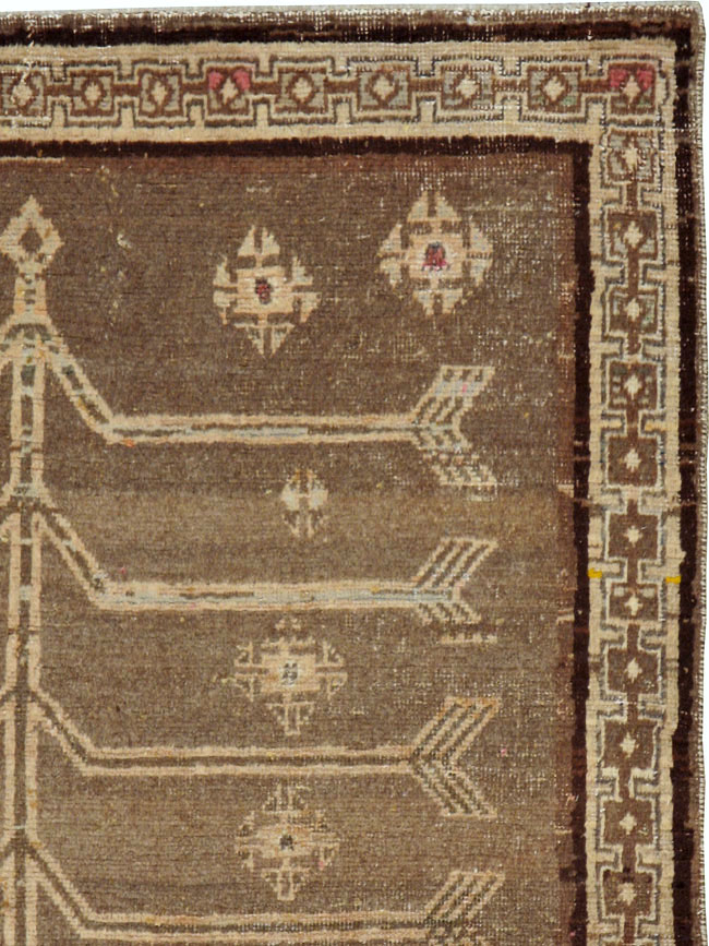 Antique Persian Hamadan Rug, No.8698 - Galerie Shabab