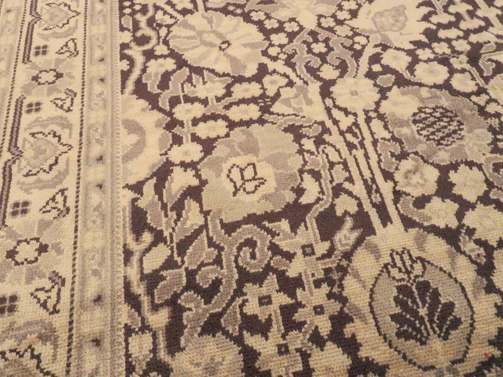 Vintage Indian Lahore Accent Carpet, No.8702 - Galerie Shabab