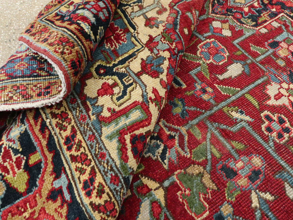 Vintage Persian Heriz Carpet, No.8713 - Galerie Shabab