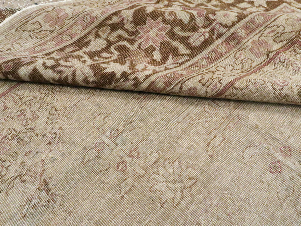 Vintage Indian Amritsar Carpet, No.8725 - Galerie Shabab