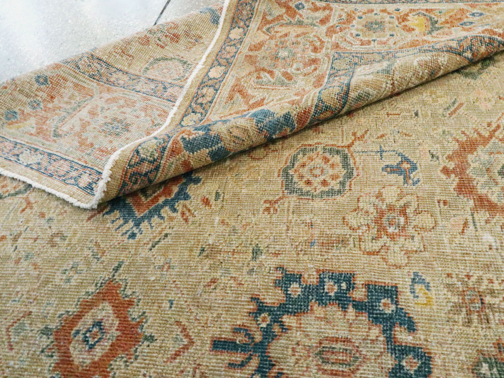 Vintage Persian Mahal Carpet, No.8727 - Galerie Shabab