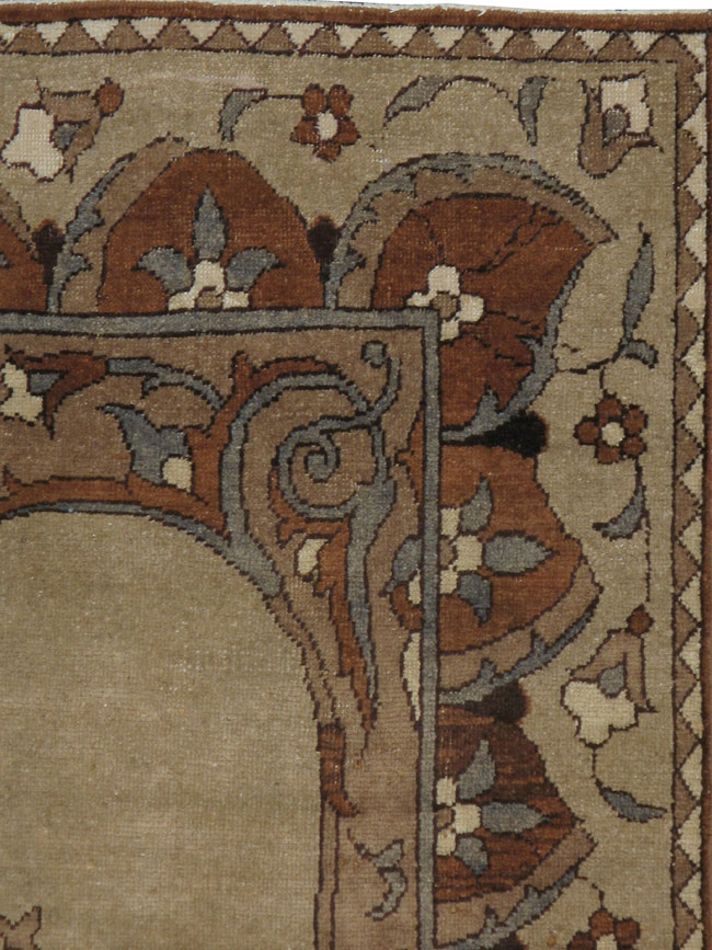 A Lahore Rug, No.8731 - Galerie Shabab