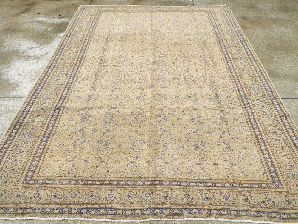 Vintage Turkish Sivas Carpet, No.8734 - Galerie Shabab