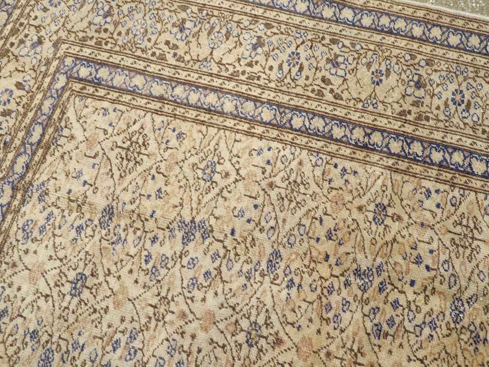 Vintage Turkish Sivas Carpet, No.8734 - Galerie Shabab