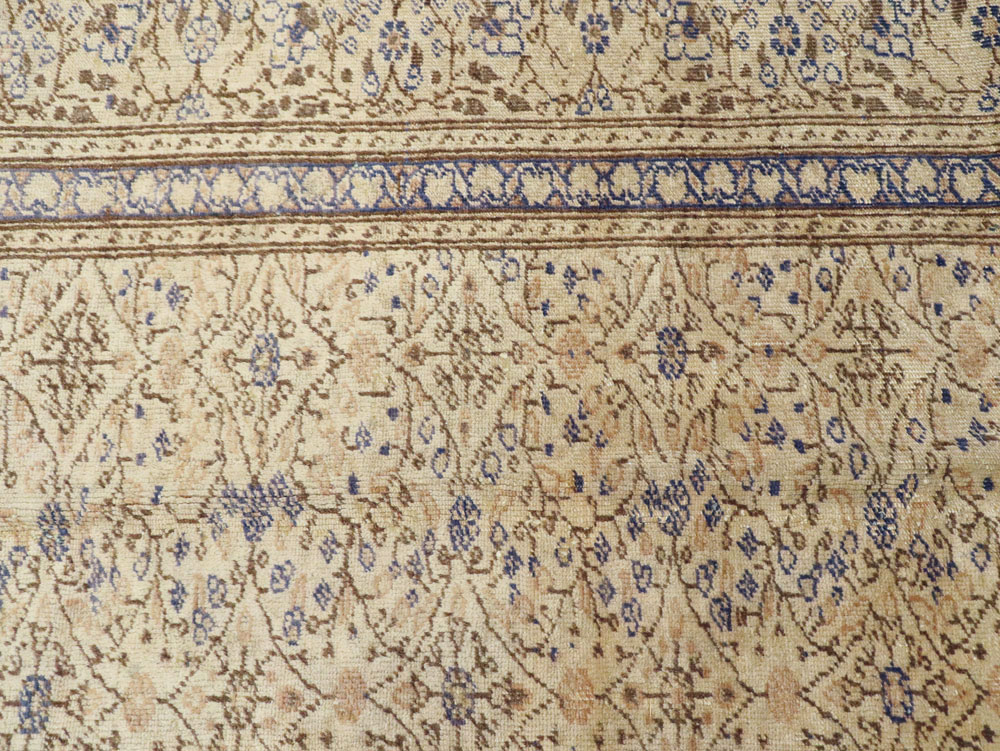 Vintage Turkish Sivas Carpet, No.8734 - Galerie Shabab