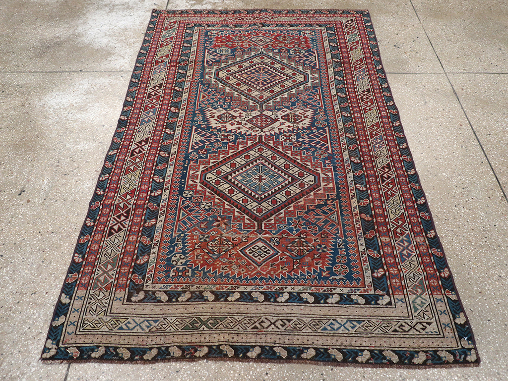 Antique Caucasian Shirvan Rug, No.8742 - Galerie Shabab