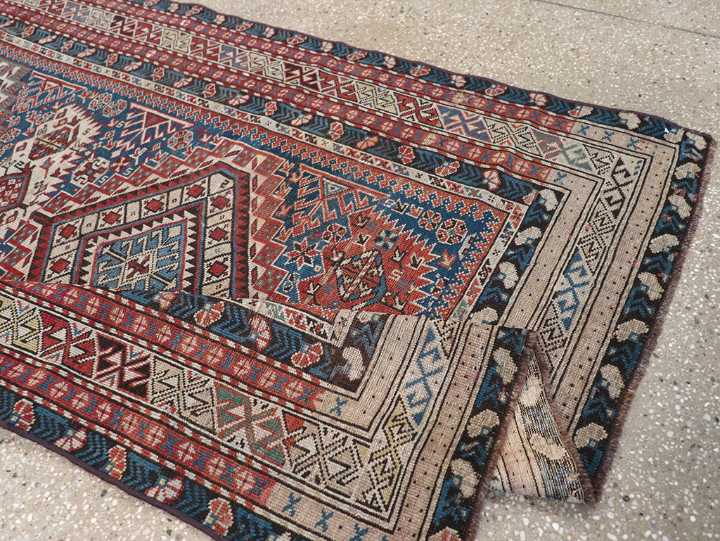 Antique Caucasian Shirvan Rug, No.8742 - Galerie Shabab