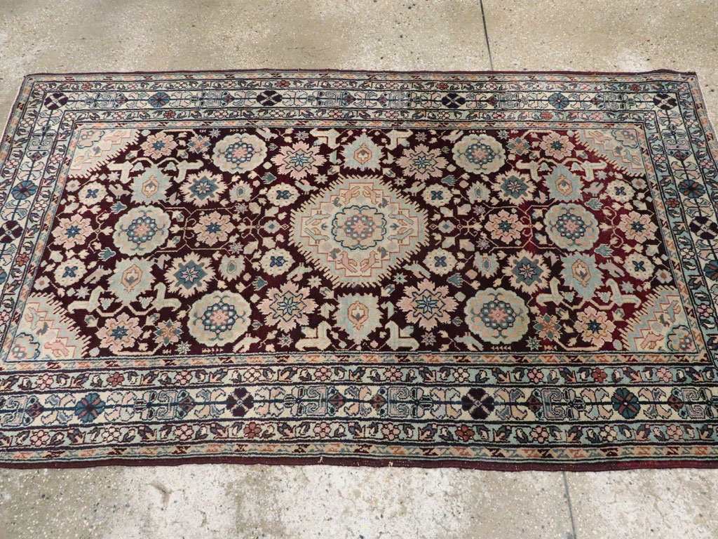 Antique Indian Agra Rug, No.8745 - Galerie Shabab