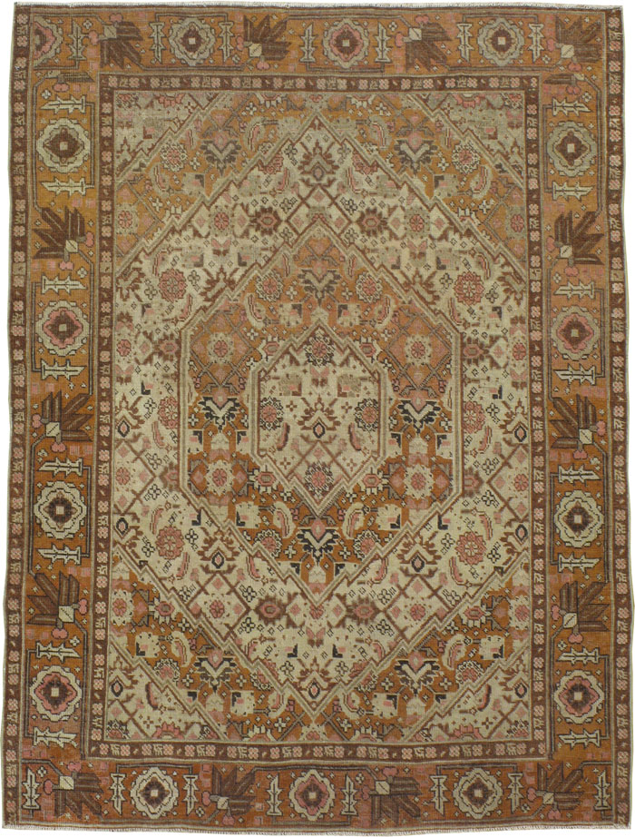 A Tabriz Rug, No.8757 - Galerie Shabab