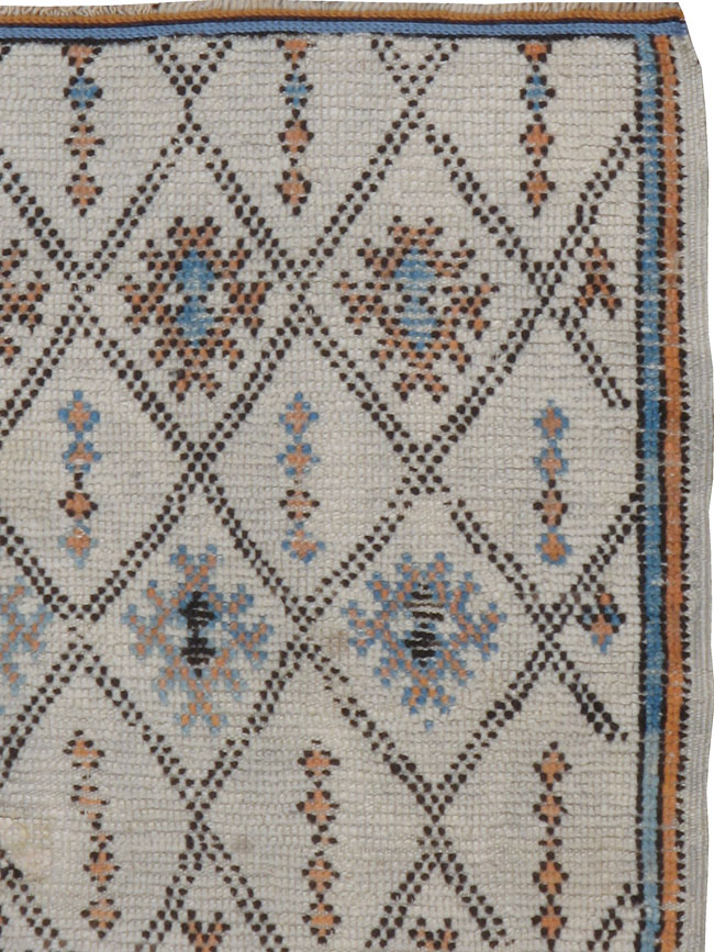 Vintage Moroccan Rug, No.8760 - Galerie Shabab
