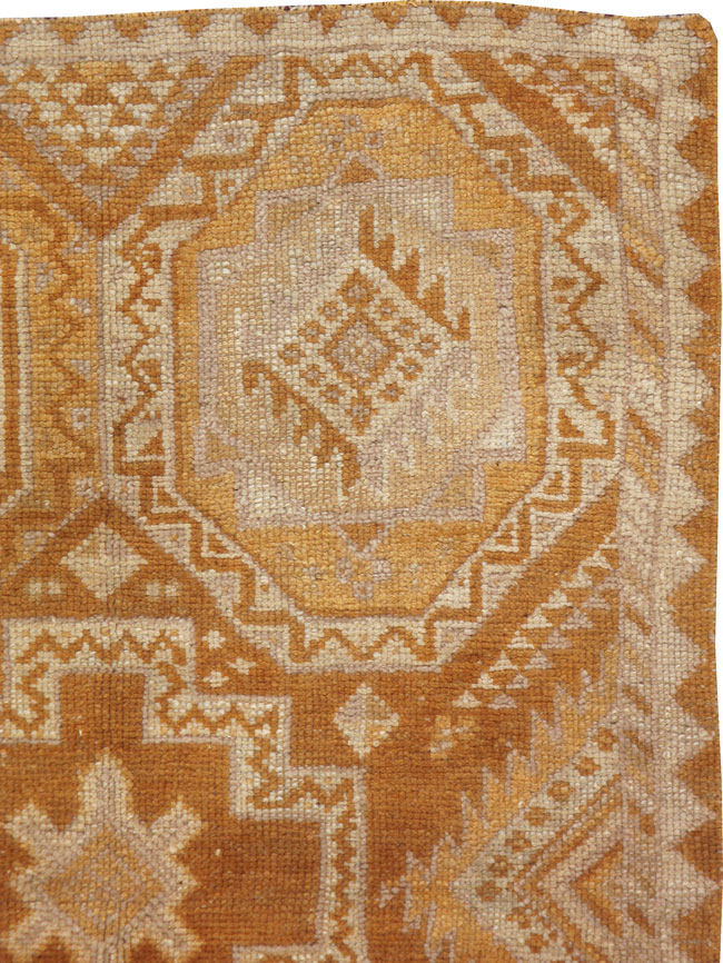 Vintage Turkish Oushak Rug, No.8762 - Galerie Shabab