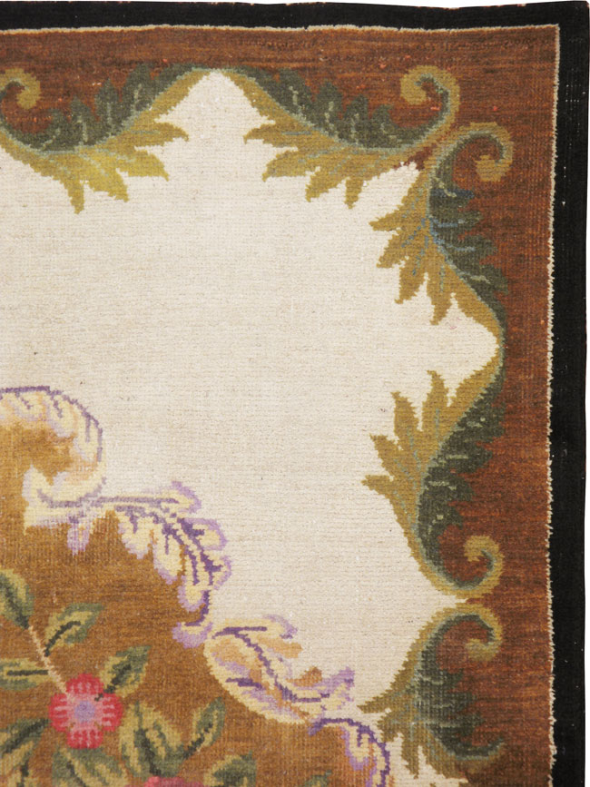 Vintage European Continental Carpet, No.8774 - Galerie Shabab