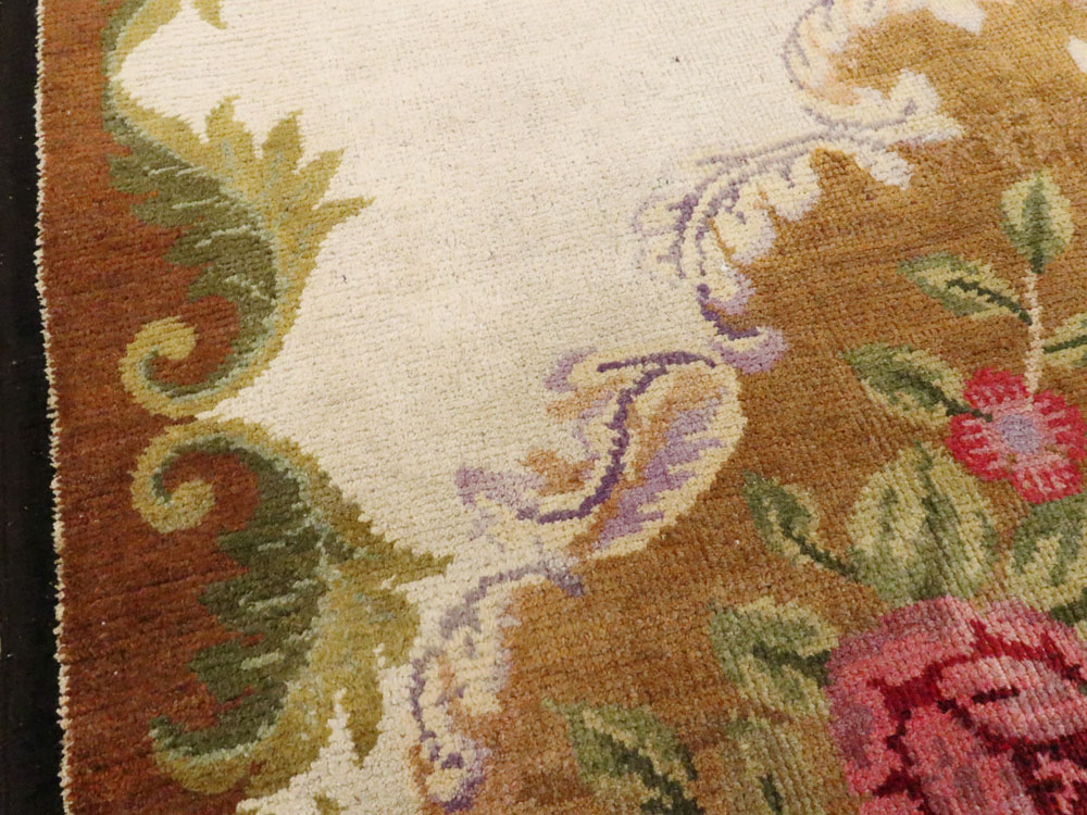 Vintage European Continental Carpet, No.8774 - Galerie Shabab