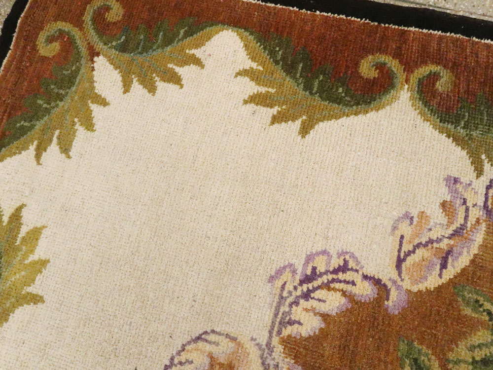 Vintage European Continental Carpet, No.8774 - Galerie Shabab
