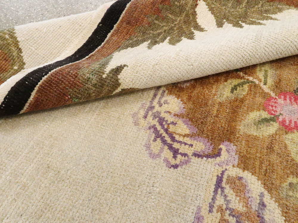 Vintage European Continental Carpet, No.8774 - Galerie Shabab