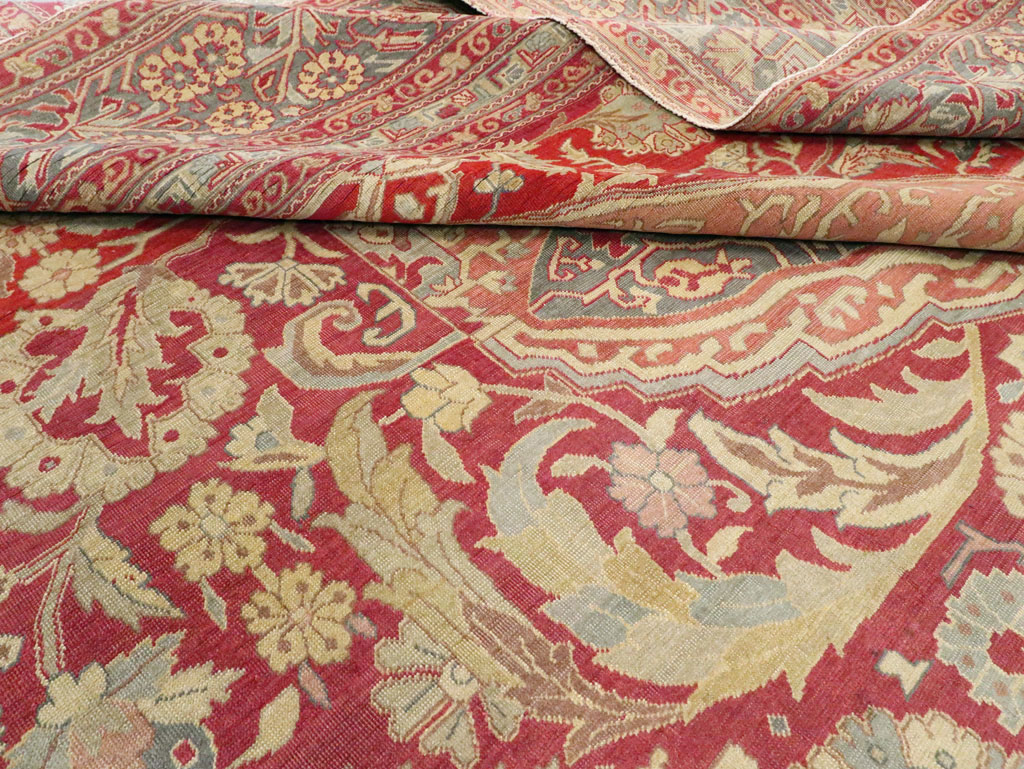 Vintage Turkish Herekeh Carpet, No.8781 - Galerie Shabab