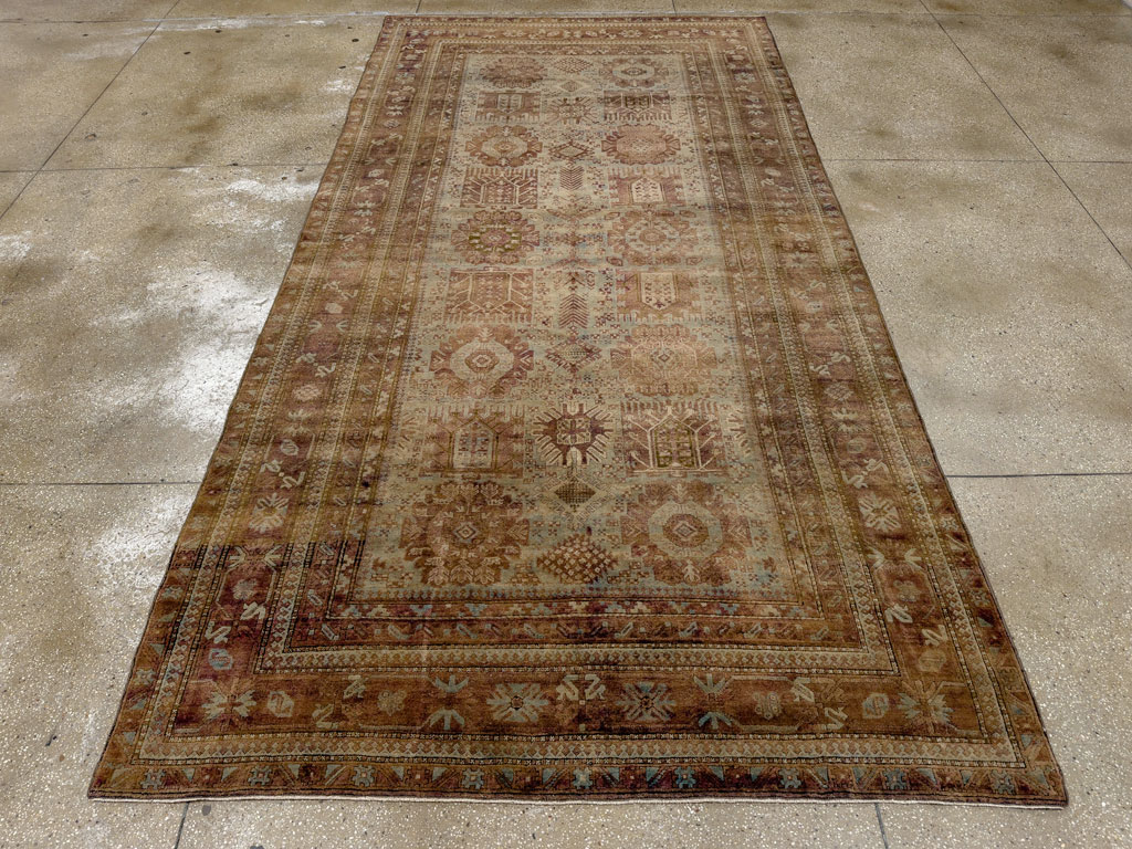 Antique Indian Agra Gallery Carpet, No.8782 - Galerie Shabab