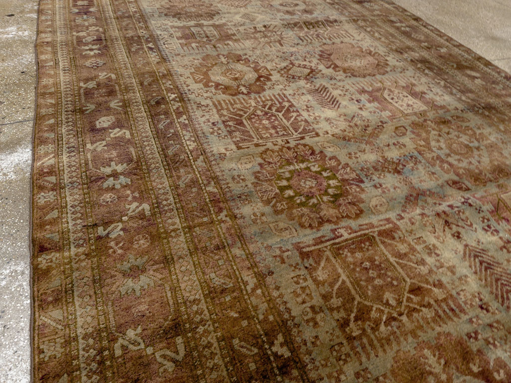Antique Indian Agra Gallery Carpet, No.8782 - Galerie Shabab