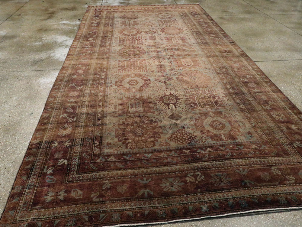 Antique Indian Agra Gallery Carpet, No.8782 - Galerie Shabab