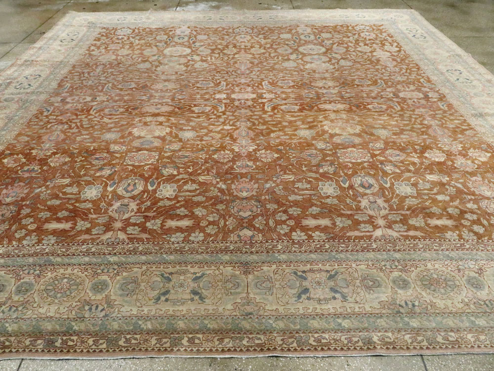 Antique Turkish Herekeh Square Carpet, No.8786 - Galerie Shabab