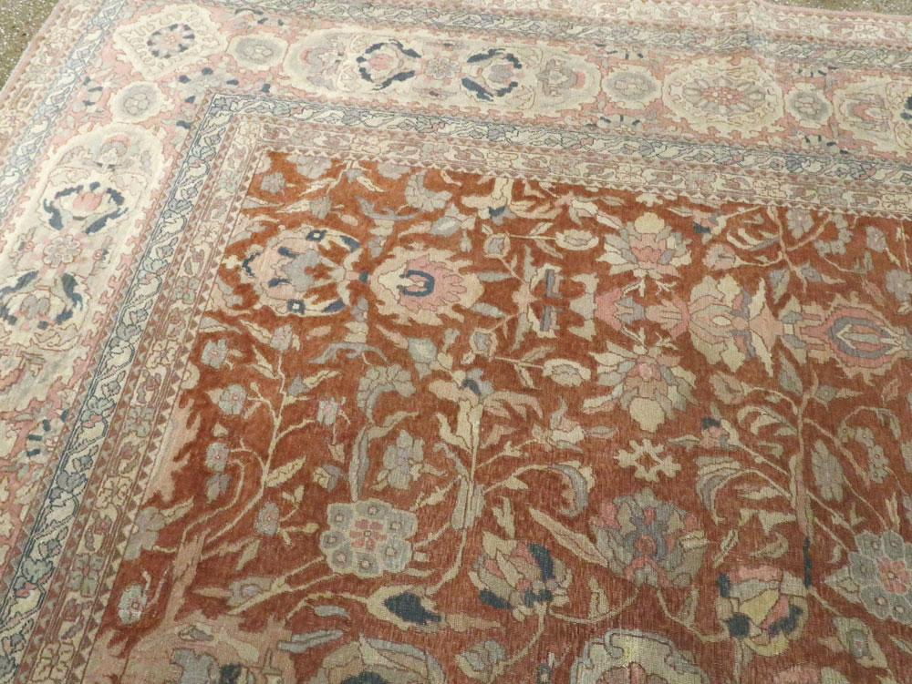 Antique Turkish Herekeh Square Carpet, No.8786 - Galerie Shabab