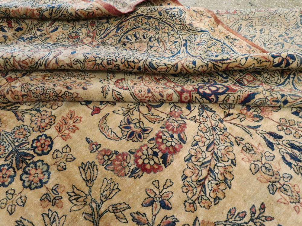 Vintage Persian Kerman Carpet, No.8822 - Galerie Shabab