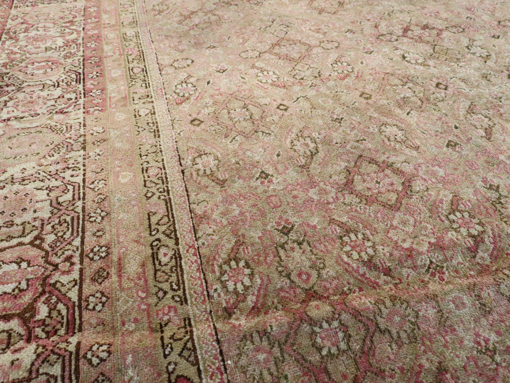 Antique Indian Agra Carpet, No.8838 - Galerie Shabab