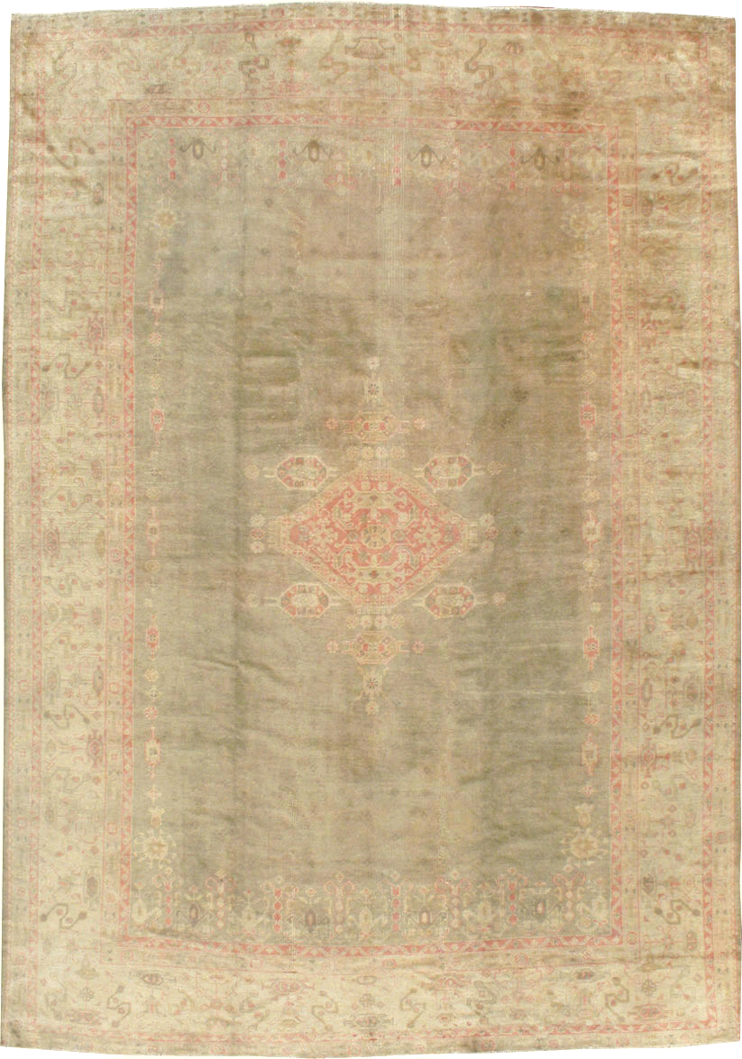 Antique Turkish Oushak Carpet, No.8850 - Galerie Shabab