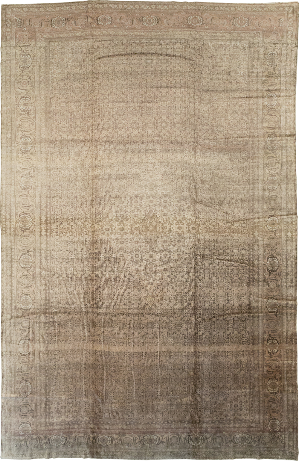 Antique Persian Tabriz Carpet, No.8864 - Galerie Shabab