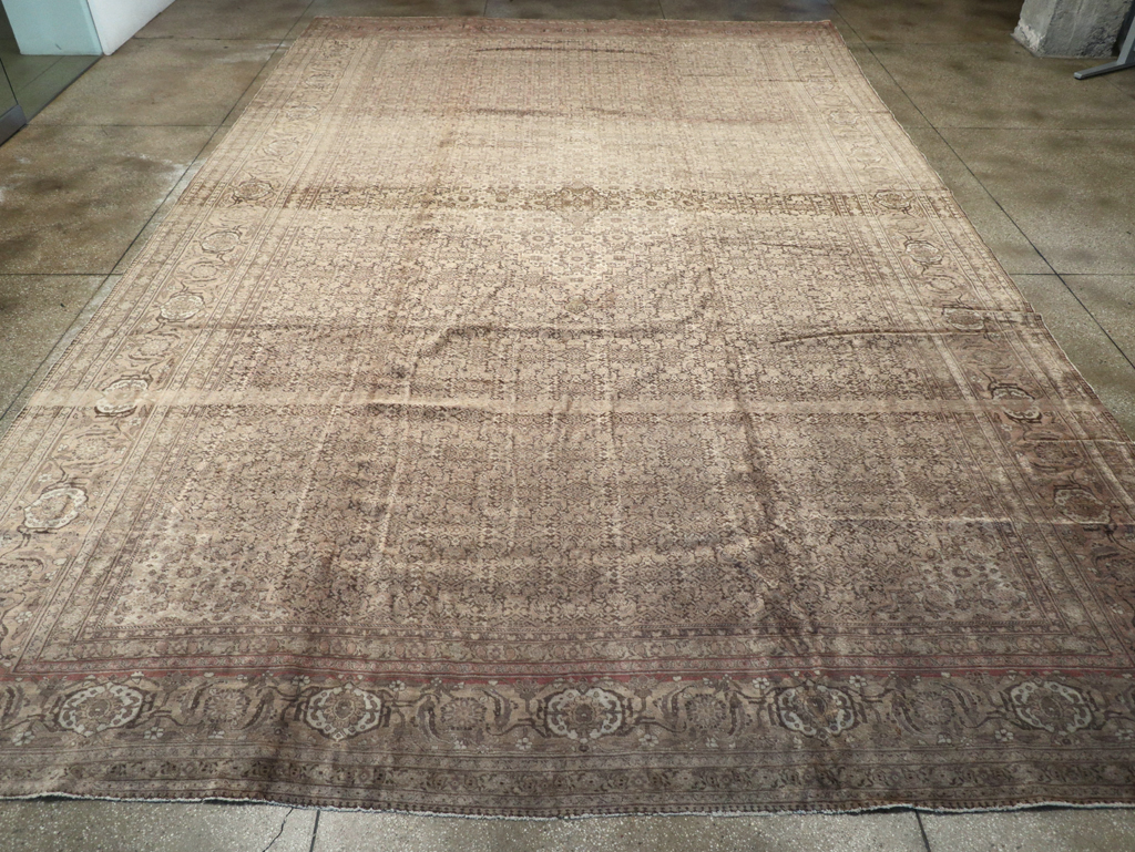 Antique Persian Tabriz Carpet, No.8864 - Galerie Shabab