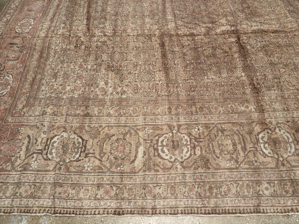 Antique Persian Tabriz Carpet, No.8864 - Galerie Shabab