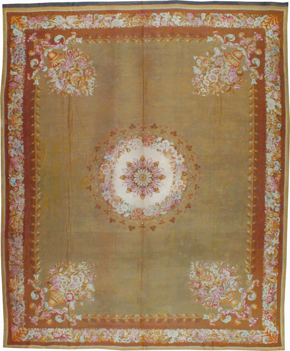 Antique French Aubusson Carpet, No.8866 - Galerie Shabab