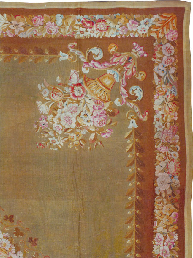 Antique French Aubusson Carpet, No.8866 - Galerie Shabab