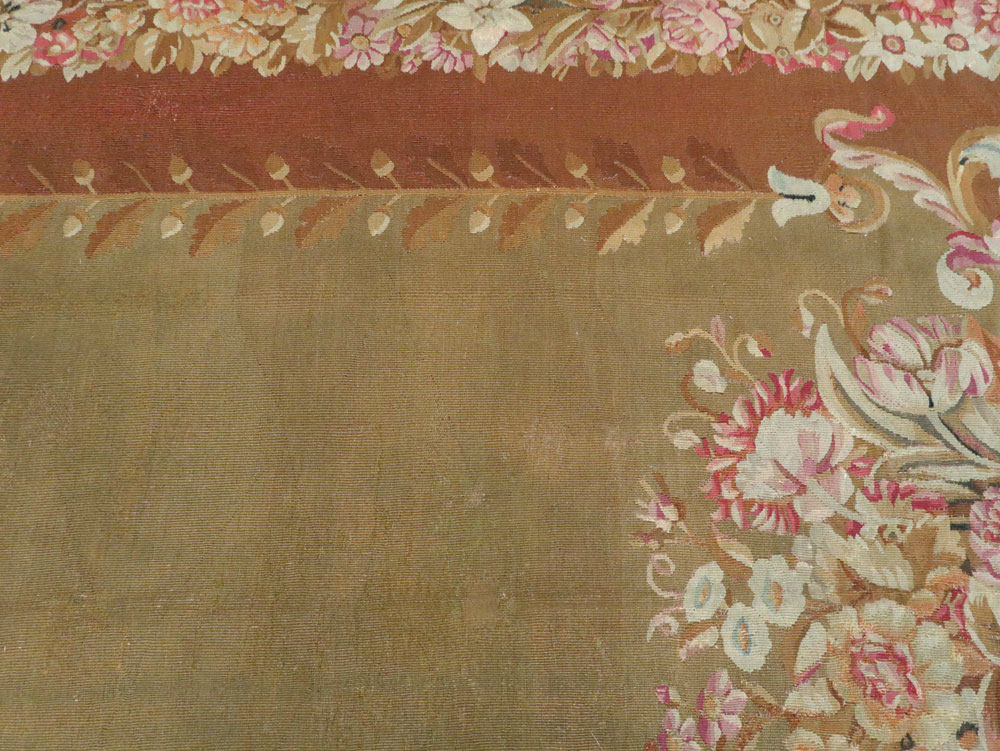 Antique French Aubusson Carpet, No.8866 - Galerie Shabab