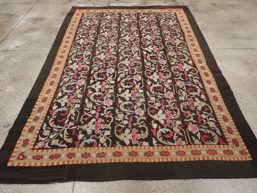 Antique French Aubusson Carpet, No.8883 - Galerie Shabab