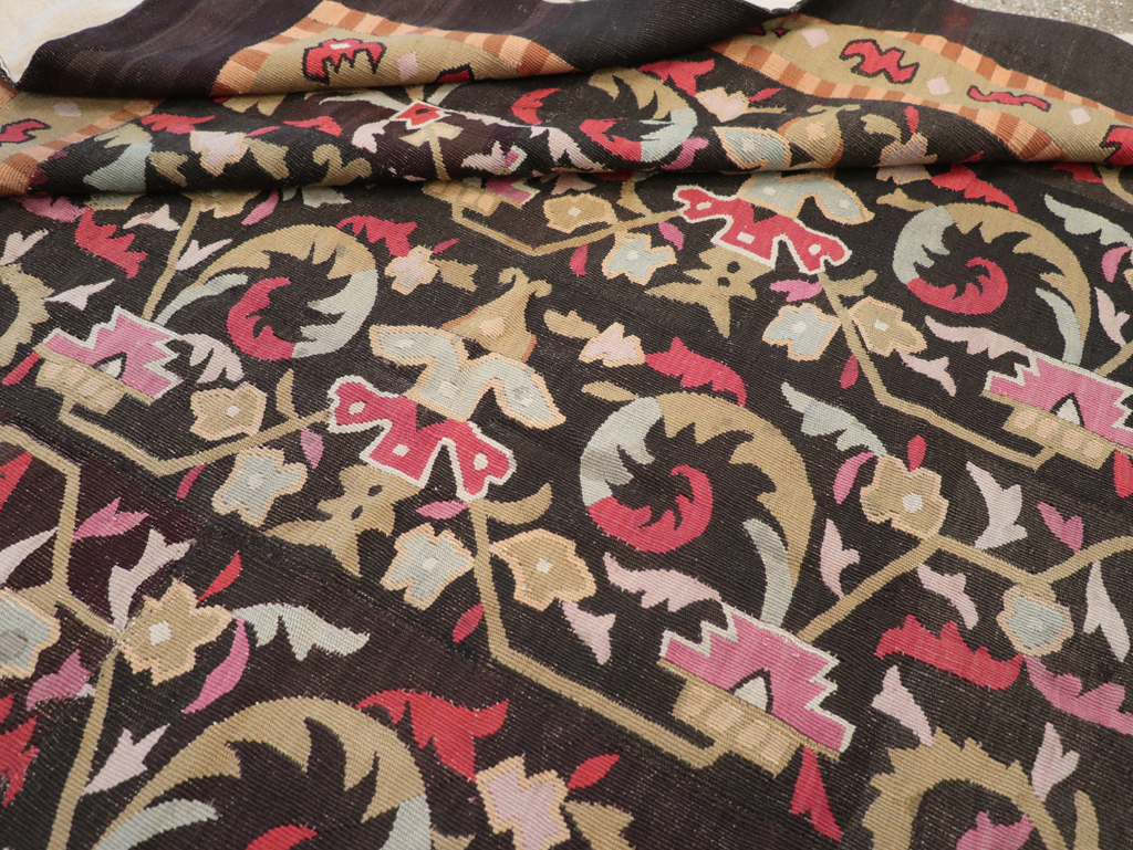 Antique French Aubusson Carpet, No.8883 - Galerie Shabab
