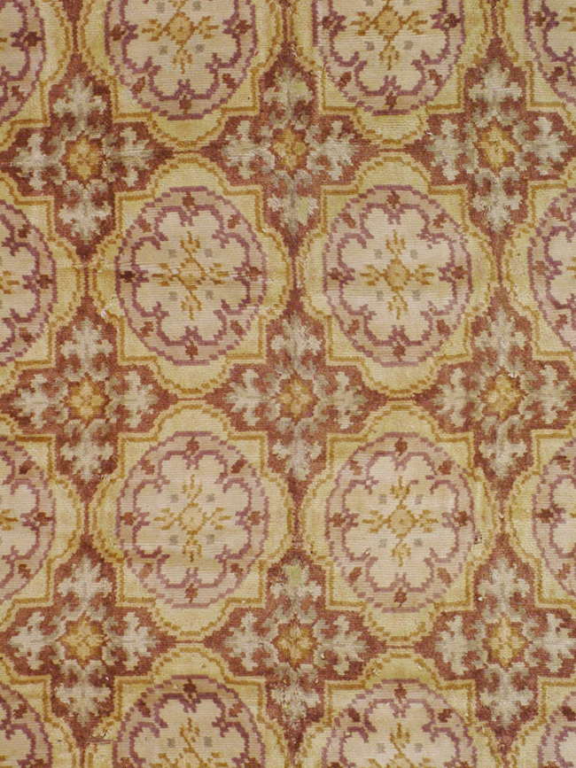 Antique European Savonnerie Carpet, No.8884 - Galerie Shabab