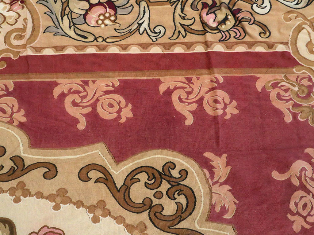 Antique French Aubusson Carpet, No.8890 - Galerie Shabab