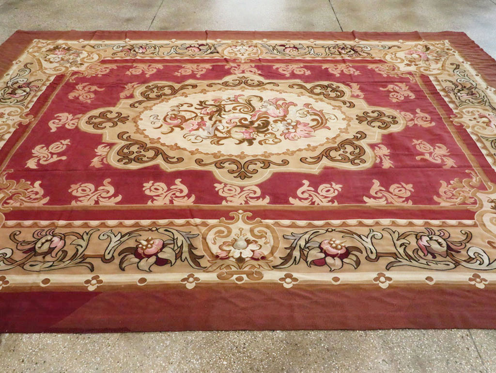 Antique French Aubusson Carpet, No.8890 - Galerie Shabab