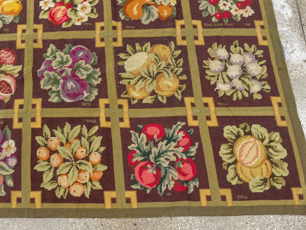 Vintage English Needlepoint Carpet, No.8899 - Galerie Shabab