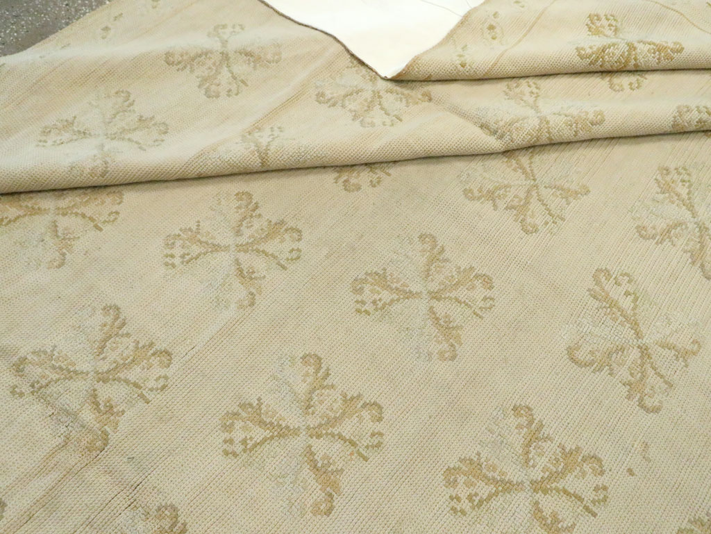 Vintage Portugal Needlepoint Carpet, No.8908 - Galerie Shabab