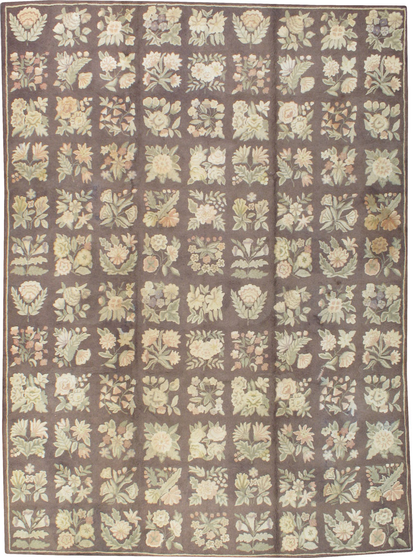 Vintage American Hook Room Size Carpet, No.8912 - Galerie Shabab