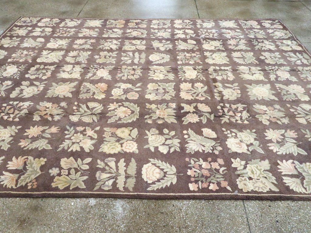 Vintage American Hook Room Size Carpet, No.8912 - Galerie Shabab