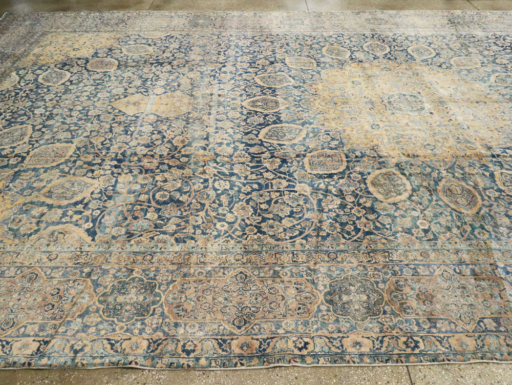 Antique Persian Lavar Kerman Carpet, No.8937 - Galerie Shabab